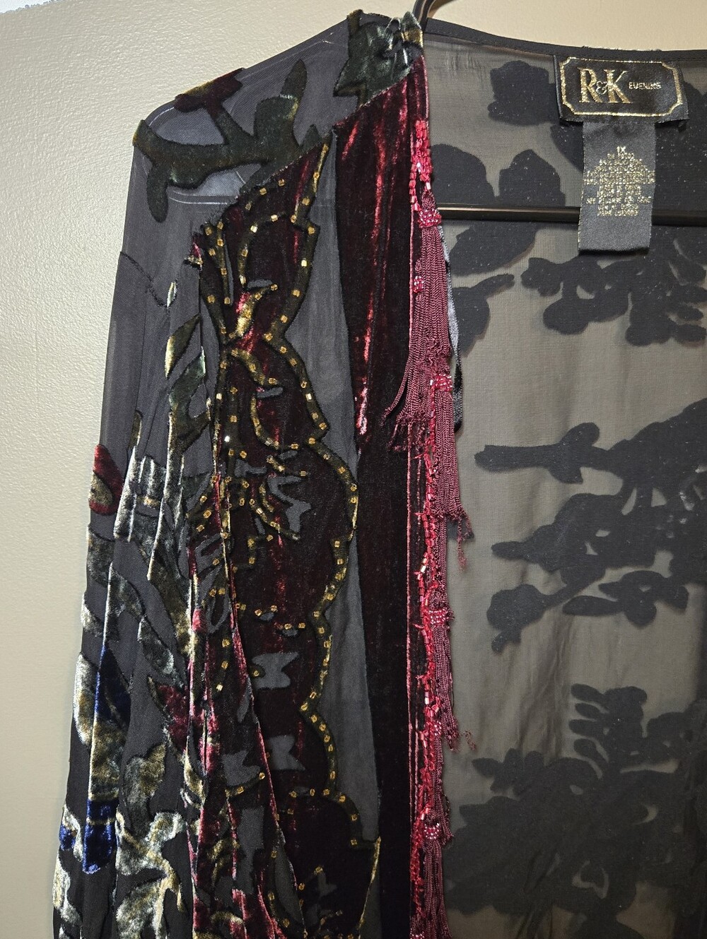 R&K Originals Women's 1X Silk Burnout Velvet Kimono Cardigan Burgundy Fringe - Picture 2 of 16